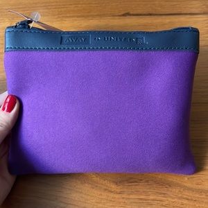 NEW - United airlines and away sports pouch